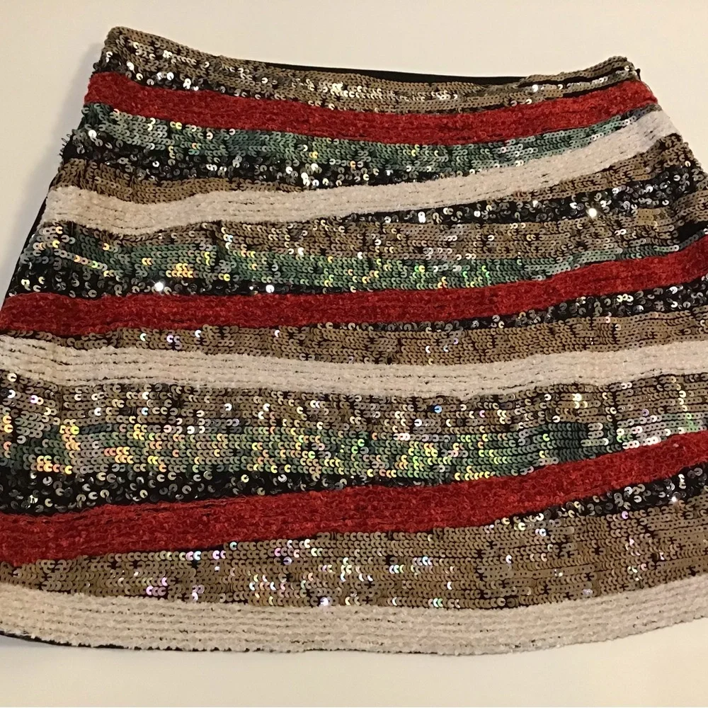 TFNC London sequin party holiday mini skirt size S - Picture 8 of 10